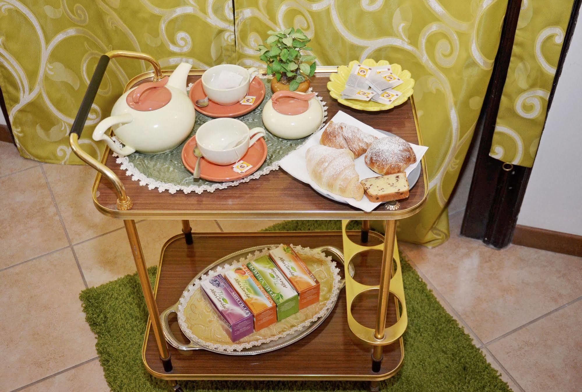 Bed & Breakfast A Castel Capuano Neapol Zewnętrze zdjęcie